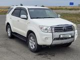 Toyota Fortuner 2009 годаfor9 300 000 тг. в Семей – фото 2