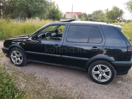Volkswagen Golf 1995 года за 1 700 000 тг. в Алматы – фото 7