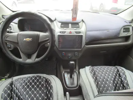 Chevrolet Cobalt 2022 года за 4 336 750 тг. в Актобе – фото 9