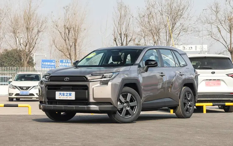 Toyota RAV4 Luxe+ 2026 годаүшін19 990 000 тг. в Алматы