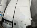 Задние двери на Volkswagen transporter T5 за 200 000 тг. в Шымкент – фото 4