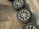 В отличном состоянии диски и шины комплект за 250 000 тг. в Алматы – фото 3