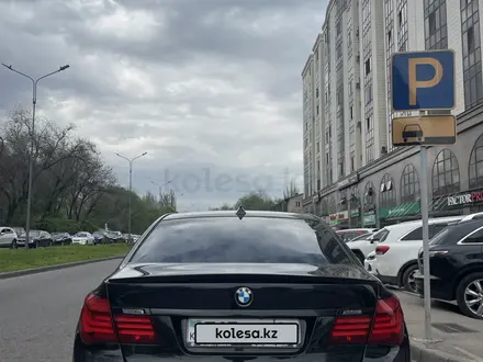 BMW 740 2013 года за 18 000 000 тг. в Алматы – фото 11