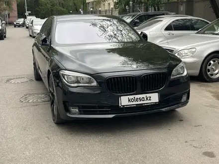 BMW 740 2013 года за 18 000 000 тг. в Алматы – фото 13