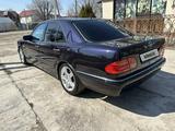 Mercedes-Benz E 430 1998 года за 5 300 000 тг. в Алматы – фото 4