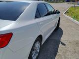 Toyota Camry 2014 годаүшін8 800 000 тг. в Актобе – фото 3