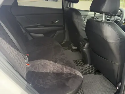 Hyundai Elantra 2023 года за 10 700 000 тг. в Кокшетау – фото 17