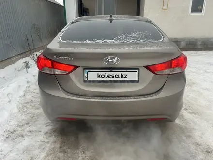 Hyundai Elantra 2011 года за 5 000 000 тг. в Актобе – фото 3