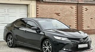 Toyota Camry 2020 года за 13 800 000 тг. в Астана