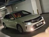 Toyota Camry 2016 года за 8 800 000 тг. в Алматы – фото 2