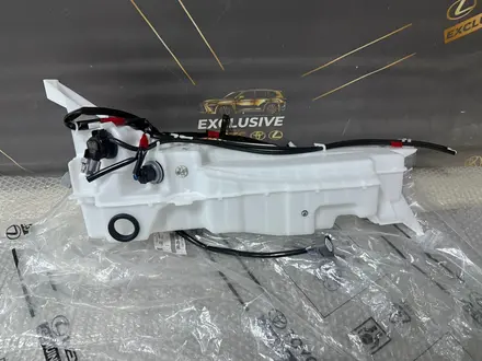 Бачок омывателя в сборе с моторчиком LX570 за 50 000 тг. в Алматы – фото 2