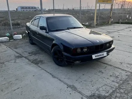 BMW 525 1990 годаүшін1 400 000 тг. в Атырау