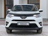 Toyota RAV4 2016 года за 10 640 000 тг. в Караганда – фото 4