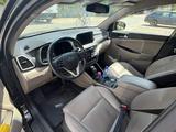 Hyundai Tucson 2020 года за 9 500 000 тг. в Уральск – фото 2