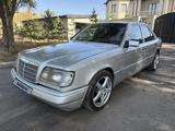 Mercedes-Benz E 300 1991 года за 1 690 000 тг. в Караганда