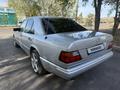 Mercedes-Benz E 300 1991 года за 1 690 000 тг. в Караганда – фото 4