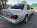 Mercedes-Benz E 300 1991 года за 1 690 000 тг. в Караганда – фото 6