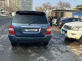 Toyota Highlander 2005 года за 7 000 000 тг. в Алматы – фото 3