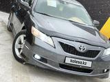 Toyota Camry 2007 года за 6 850 000 тг. в Атырау – фото 2