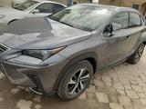 Lexus NX 300 2018 года за 13 200 000 тг. в Актобе – фото 3