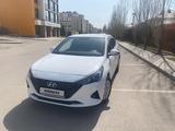 Hyundai Accent 2021 года за 8 800 000 тг. в Астана – фото 2