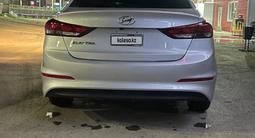 Hyundai Elantra 2017 года за 4 500 000 тг. в Актобе – фото 2