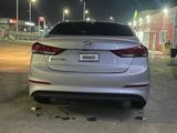 Hyundai Elantra 2017 года за 4 500 000 тг. в Актобе – фото 5