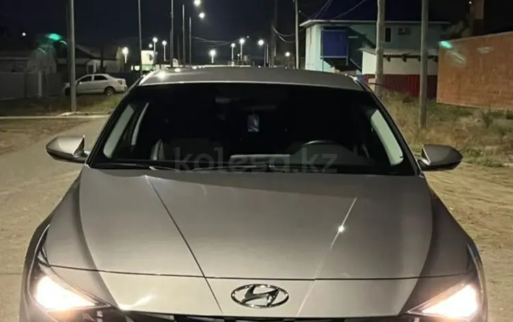 Hyundai Elantra 2023 года за 8 800 000 тг. в Атырау