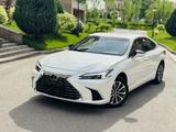 Lexus ES 200 2025 года за 28 900 000 тг. в Алматы – фото 2
