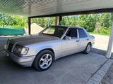Mercedes-Benz E 280 1994 года за 3 300 000 тг. в Усть-Каменогорск