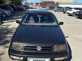 Volkswagen Vento 1993 года за 1 500 000 тг. в Караганда – фото 2