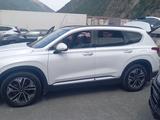 Hyundai Santa Fe 2019 года за 9 000 000 тг. в Шымкент