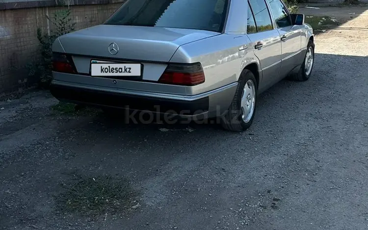 Mercedes-Benz E 230 1992 года за 1 999 990 тг. в Шымкент