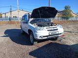 Chevrolet Niva 2014 годаүшін2 200 000 тг. в Актобе – фото 4