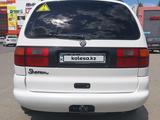 Volkswagen Sharan 1996 годаүшін3 500 000 тг. в Уральск – фото 5