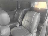 Kia Carnival 2004 годаfor2 500 000 тг. в Астана – фото 5