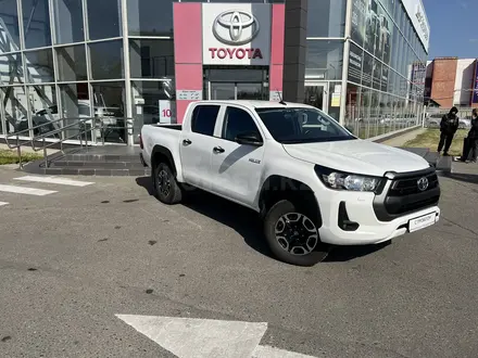 Toyota Hilux 2023 года за 19 090 000 тг. в Усть-Каменогорск – фото 18