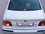 BMW 525 2000 года за 3 650 000 тг. в Тараз – фото 2