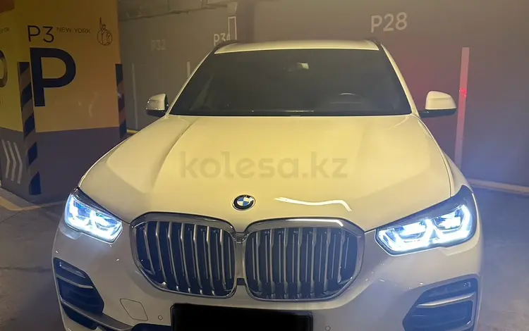 BMW X5 2020 года за 32 750 000 тг. в Алматы