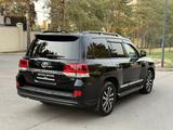 Toyota Land Cruiser 2018 года за 37 500 000 тг. в Алматы – фото 3