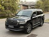 Toyota Land Cruiser 2018 года за 37 500 000 тг. в Алматы – фото 2