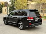 Toyota Land Cruiser 2018 года за 37 500 000 тг. в Алматы – фото 4