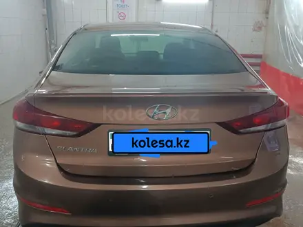 Hyundai Elantra 2018 года за 7 500 000 тг. в Астана – фото 4