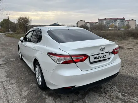 Toyota Camry 2021 года за 16 000 000 тг. в Алматы – фото 6