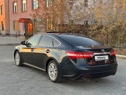 Toyota Avalon 2015 года за 8 000 000 тг. в Атырау – фото 3