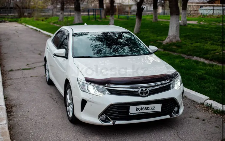 Toyota Camry 2015 годаүшін13 500 000 тг. в Шымкент