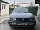 Volkswagen Passat 1995 годаүшін1 200 000 тг. в Шу