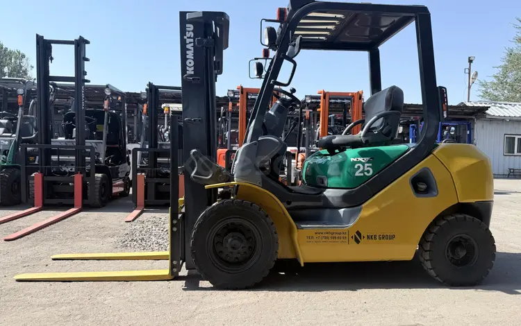 Komatsu  FG25C Коматсу 2.5 тонны 3 м бензин механика 2005 годаүшін4 700 000 тг. в Алматы