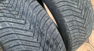 Зимние шины Hankook 2 штуки 225х45х17 за 35 000 тг. в Шымкент