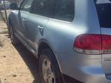 Volkswagen Touareg 2005 года за 3 300 000 тг. в Алматы – фото 4
